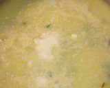 Foto del passaggio 4 della ricetta Risotto con zucchina genovese e gamberetti