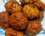 A picture of step 3 of Sabudana vada.
