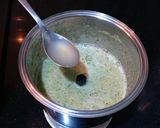 A picture of step 2 of Cucumber Mint Juice.
