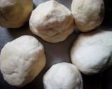 A picture of step 2 of Naan bread.