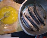Foto langkah ke 2 dari resep Pindang /Gereh kranjang goreng.