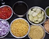 ભેળ (Bhel Recipe In Gujarati) રેસીપી સ્ટેપ1ફોટો
