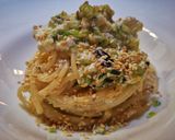 Foto del passaggio 7 della ricetta Spaghettoni con zucchina ricotta e ciciulena