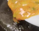 Foto langkah ke 3 dari resep Telur Dadar Maizena.