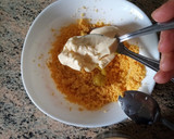 Foto del paso 4 de la receta: Huevos rellenos con crujiente de bacon ahumado