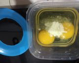 Foto langkah ke 2 dari resep Tumis Jamur Tiram Orak Arik Telur.