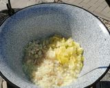 Bográcsban főtt sertéspörkölt recept fázis 3 fotója