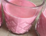 A picture of step 2 of Rose lassi.