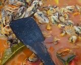 Foto langkah ke 5 dari resep Kerang Hijau Saus Padang.