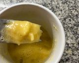 Foto del paso 2 de la receta: Torta en taza de banana 🍌