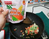 รูปขั้นตอนการทำที่ 1 ของ ข้าวผัดปูไข่ดาว