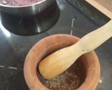 Foto del paso 4 de la receta: Salsa de cerezas y reducción al vino tinto (para acompañar carnes)
