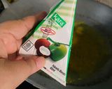 Gambar langkah 2 resipi Ikan Keli Masak Lemak Cili Padi.