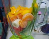 Foto langkah ke 2 dari resep Jus Sayuran dan Buah "diet kenyang" ala Hughes.