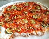 Pizza na cienkim cieście krok przepisu 5 zdjęcie