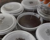 Gambar langkah 5 resipi Kek coklat lembap.
