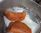 Foto del paso 15 de la receta: Quesadillas de Camarón con masa colorada