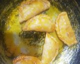 A picture of step 8 of Mawa Gujiya.