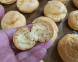 รูปขั้นตอนการทำที่ 7 ของ ชูครีมไส้ทะลัก (choux cream)