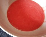 Une image de l'étape 3 de Bavarois aux fraises 🍓 coeur aux fruits rouges 😋.