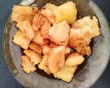 Foto langkah ke 5 dari resep Singkong Goreng Merekah.
