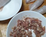 รูปขั้นตอนการทำที่ 2 ของ ปลาหมึกถอดเสื้อยัดไส้หมู