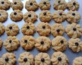 Foto langkah ke 4 dari resep Kue Dahlia.