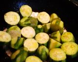 পটল প্রন কারি (potol prawn recipe in Bengali) রেসিপি ধাপ - 2 ছবি
