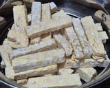 Foto langkah ke 1 dari resep Tempe Goreng Telur.