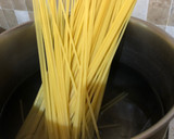 Foto langkah ke 1 dari resep Fettuccine Carbonara.