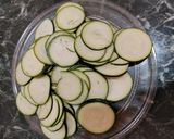 Foto del passaggio 1 della ricetta Tagliatelle al limone e crema di zucchine