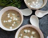 A picture of step 7 of Creamy mushroom soup.