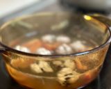 Hình bước làm 2 của món Canh Mọc Nấu Cà Chua