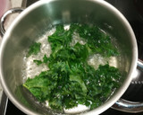 Foto del paso 3 de la receta: Crema de kale y lechuga