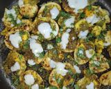 A picture of step 8 of Masala eggs.