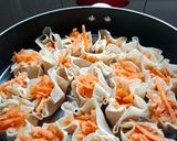 Foto langkah ke 3 dari resep Siomay Dimsum Ayam Gurih Dan kenyal ala Devina Hermawan.