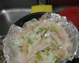 Foto del paso 4 de la receta: Pescado al horno con arroz y papas cocidas y ensalada de tomate