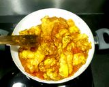 Une image de l'étape 2 de Kadai au poulet (Kadai chicken).