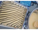 Foto langkah ke 6 dari resep Lapis legit bangka motif bintik.