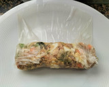 Foto del paso 3 de la receta: Rollitos de arroz vegetales con anchoa y huevo en airfryer