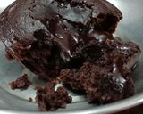 एगलैस चॉको लावा केक (eggless choco lava cake recipe in Hindi) रेसिपी चरण 5 फोटो