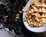 Foto langkah ke 3 dari resep Cumi saus hitam.