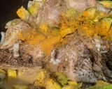 Foto del paso 6 de la receta: Pollo al curry con zapallitos y cebolla
