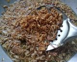 Gambar langkah 1 resipi Mee Kolok Ayam.