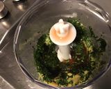Une image de l'étape 3 de Sauce verte au persil et moutarde douce.
