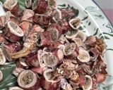 Foto langkah ke 1 dari resep Tumis Cumi Asin.