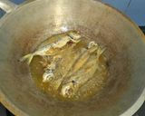 Foto langkah ke 1 dari resep Sambal goreng ikan simba.