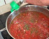 Foto del paso 5 de la receta: Contramuslos de pollo con salsa de tomate casera