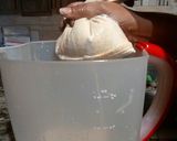 A picture of step 2 of Walnut Milk.