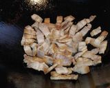 咸豬肉炒西芹的食譜步驟3照片